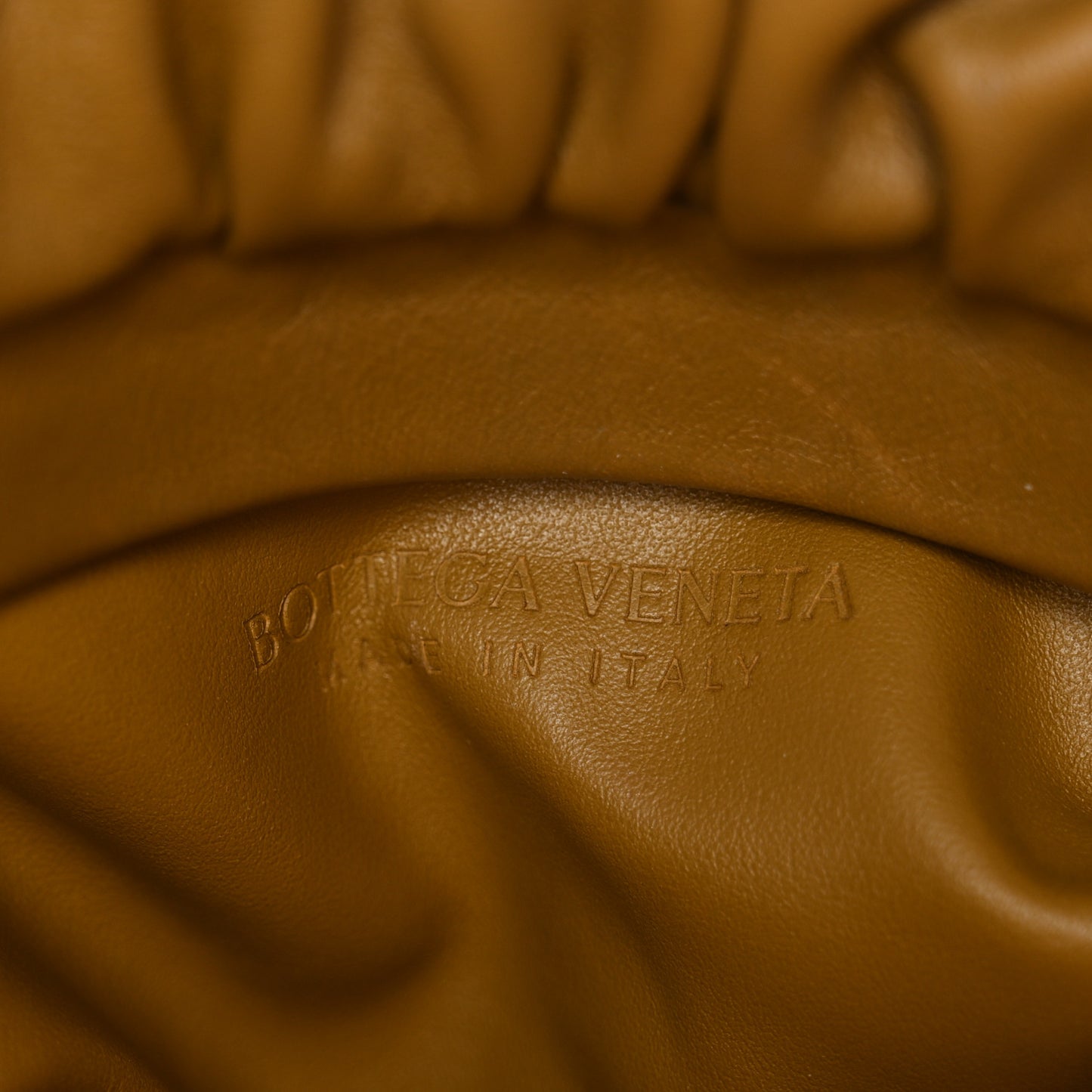 Calfskin The Pouch Chain Teak