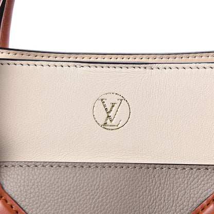 Louis Vuitton Calfskin Monogram Tufting On My Side Galet 9 of 10