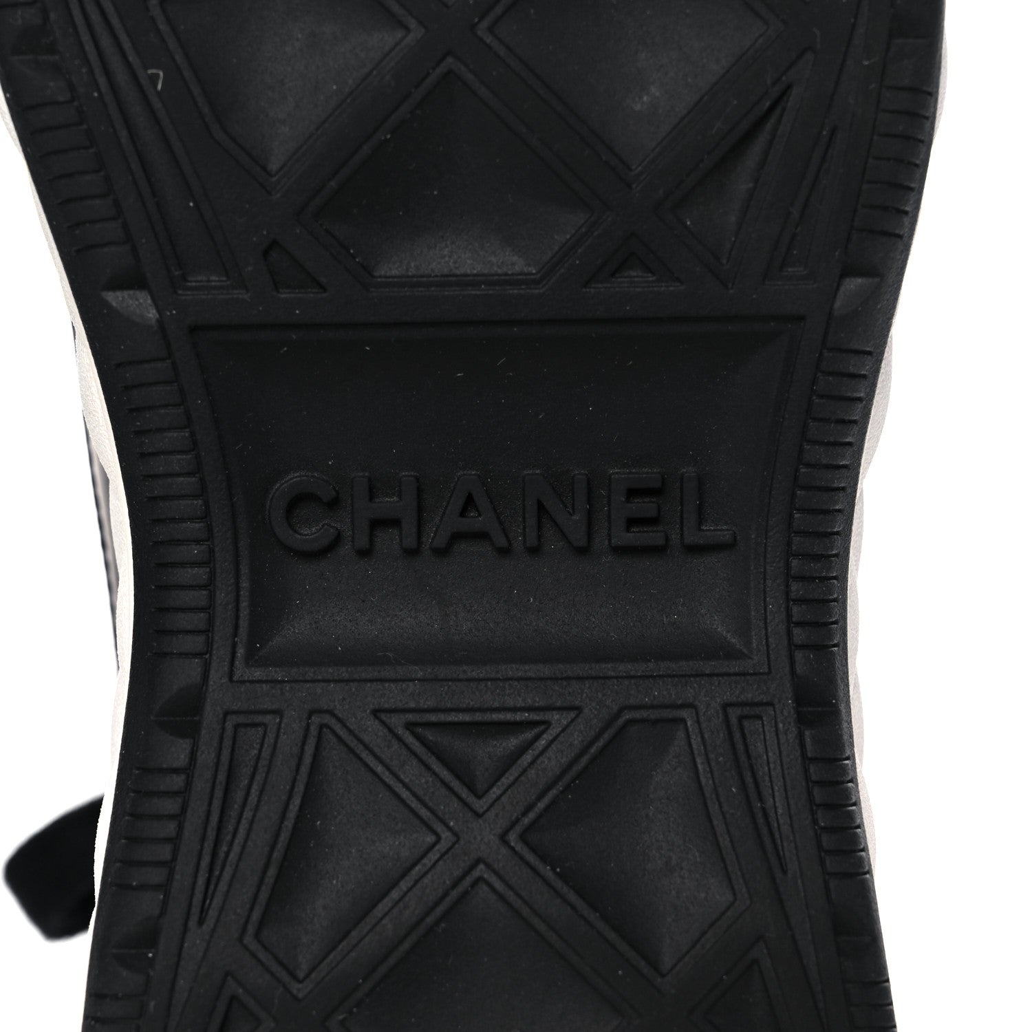 Chanel Velvet Calfskin Mixed Fibers CC Sneakers 38.5 Black 6 of 9