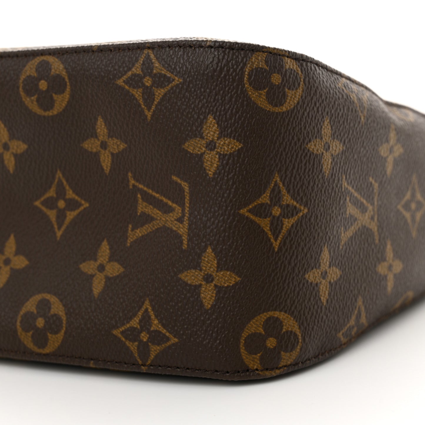 Monogram Looping MM