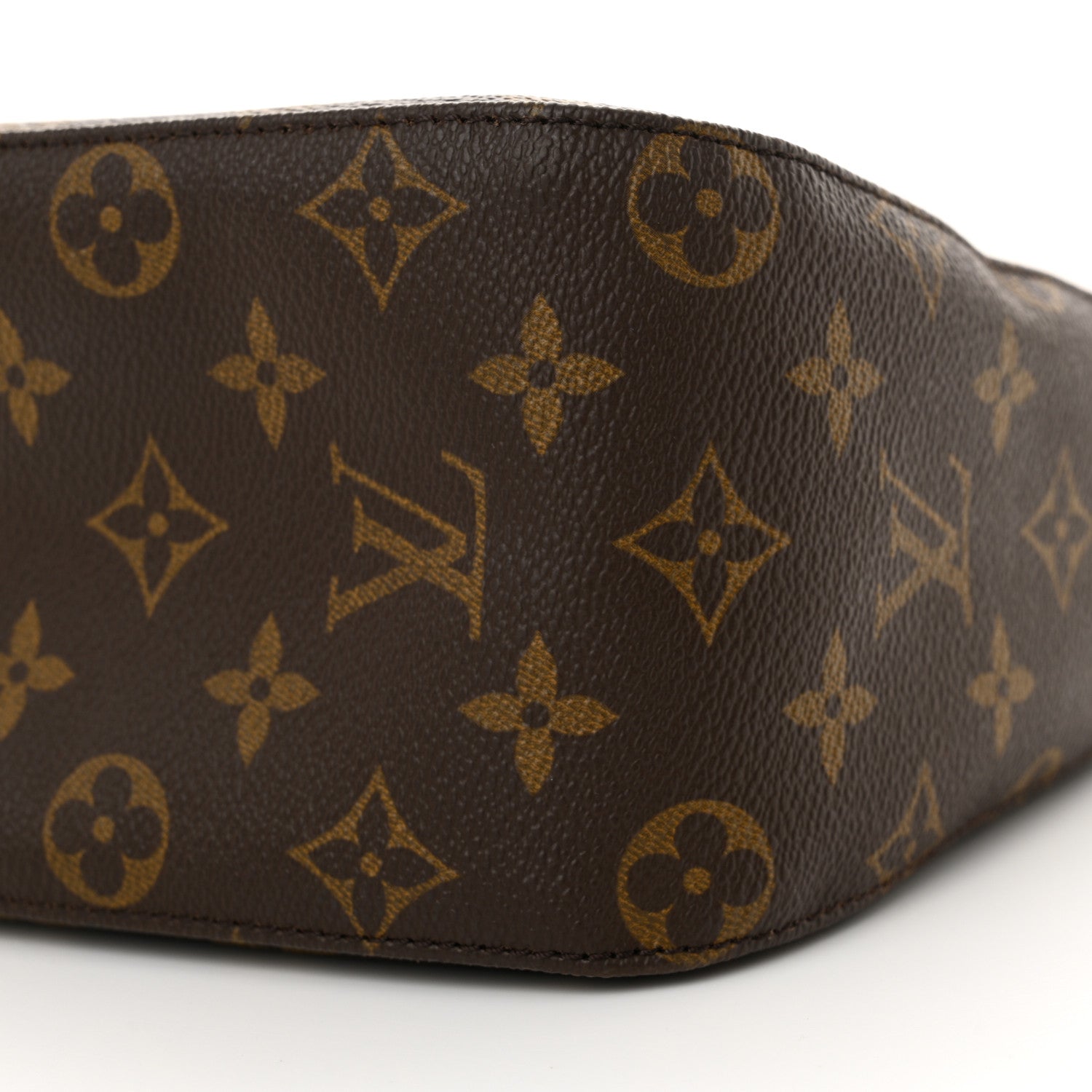 Louis Vuitton Monogram Looping MM 9 of 12