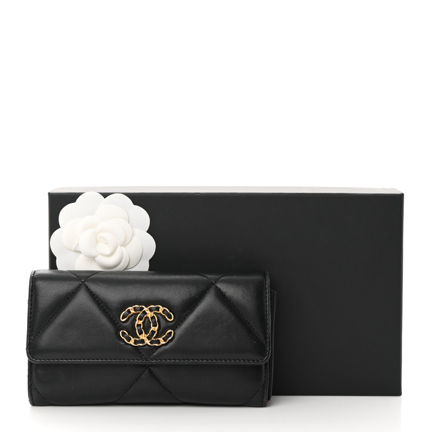 Lambskin Quilted Chanel 19 Flap Wallet Black