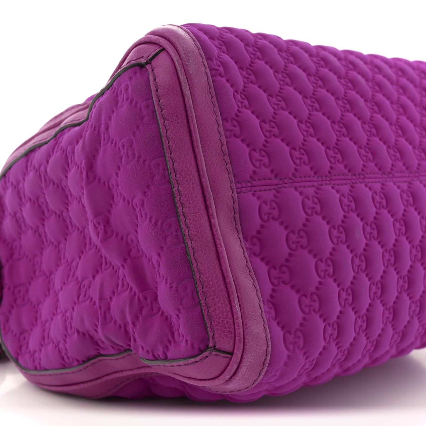 Guccissima Neoprene Techno Tag Medium Boston Magenta