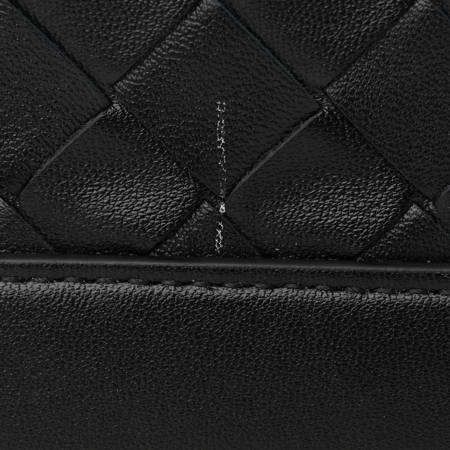 Calfskin Nappa Intrecciato Mini Wallace Black