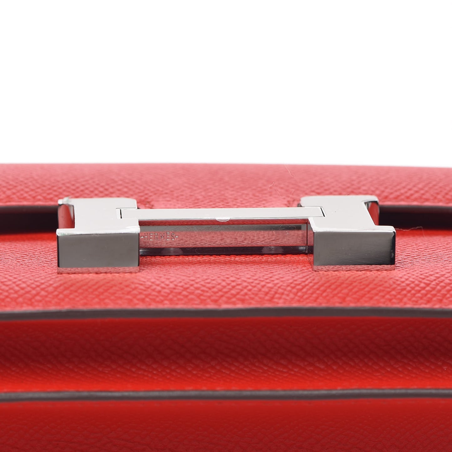 Epsom Constance 18 Rouge de Coeur