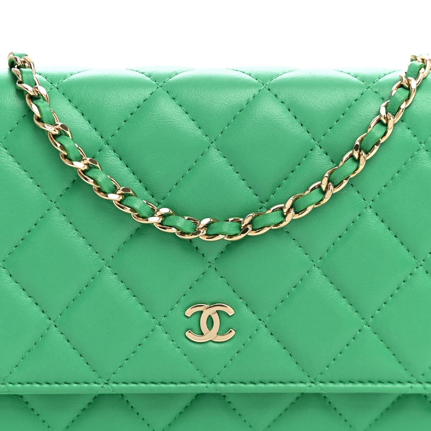 Lambskin Quilted Wallet On Chain WOC Green