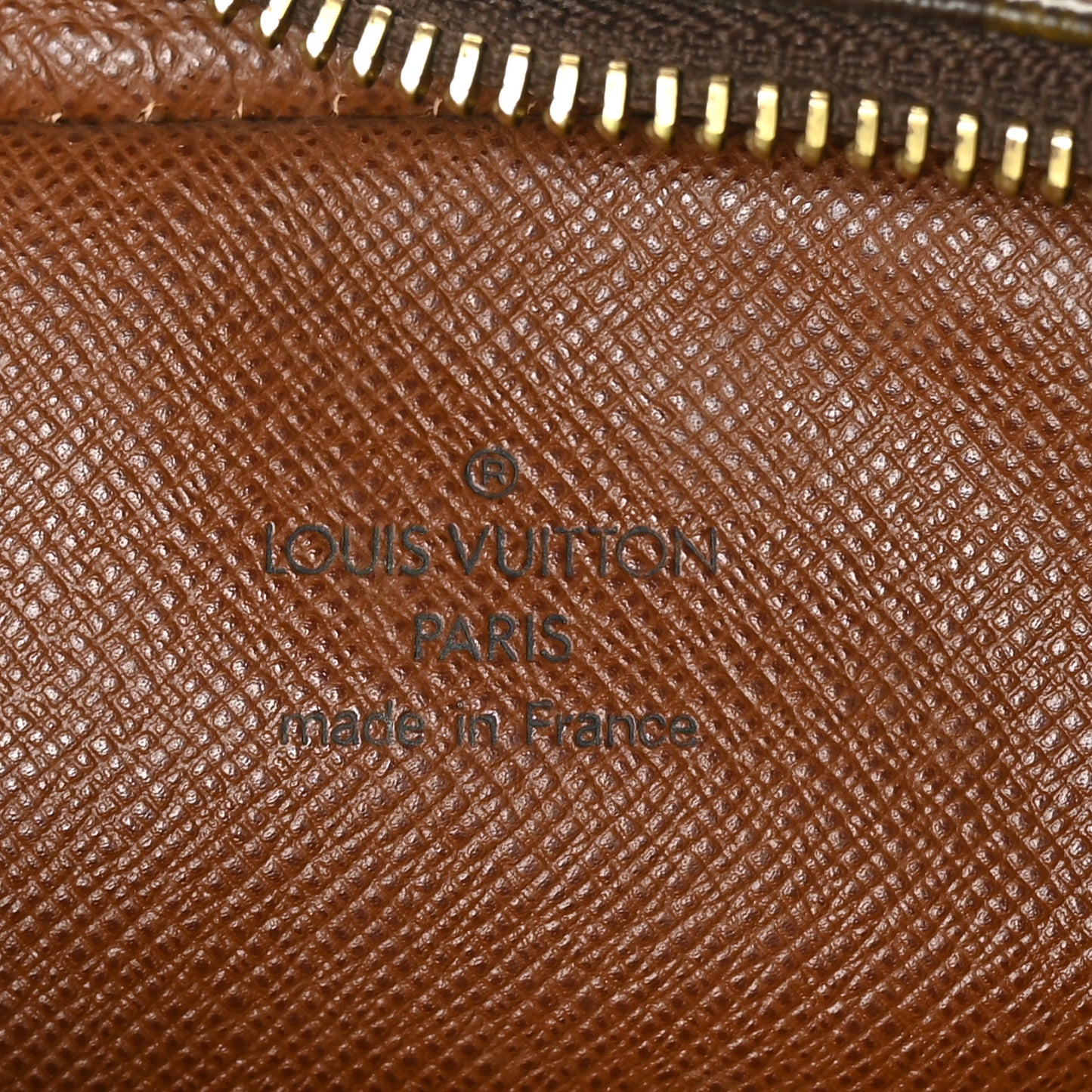 Monogram Amazone