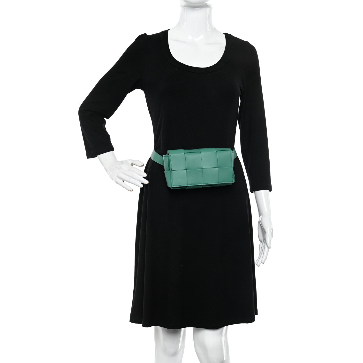 Bottega Veneta Nappa Maxi Intreccio The Belt Cassette Bag Mermaid 2 of 9