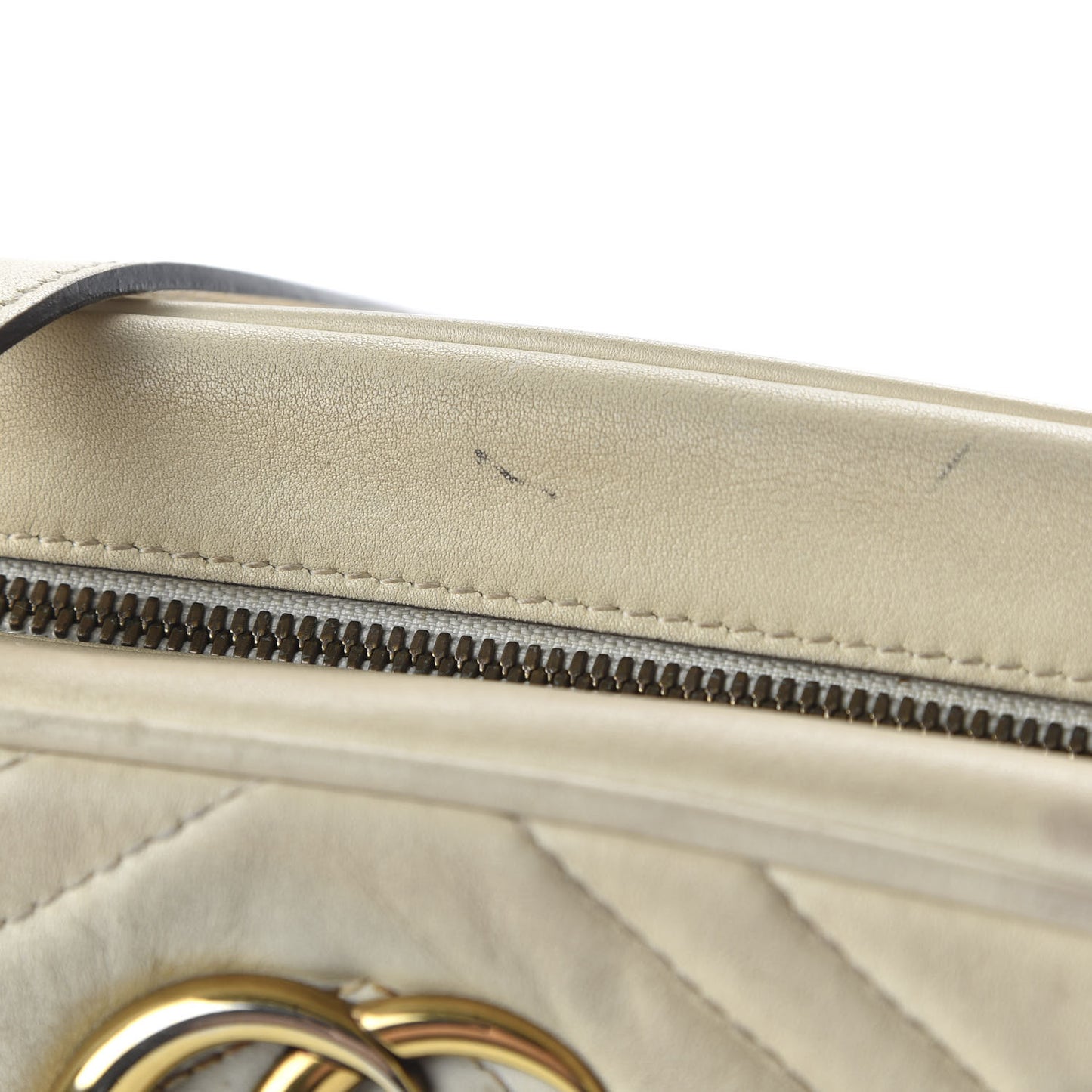 Calfskin Matelasse Small GG Marmont Chain Shoulder Bag White
