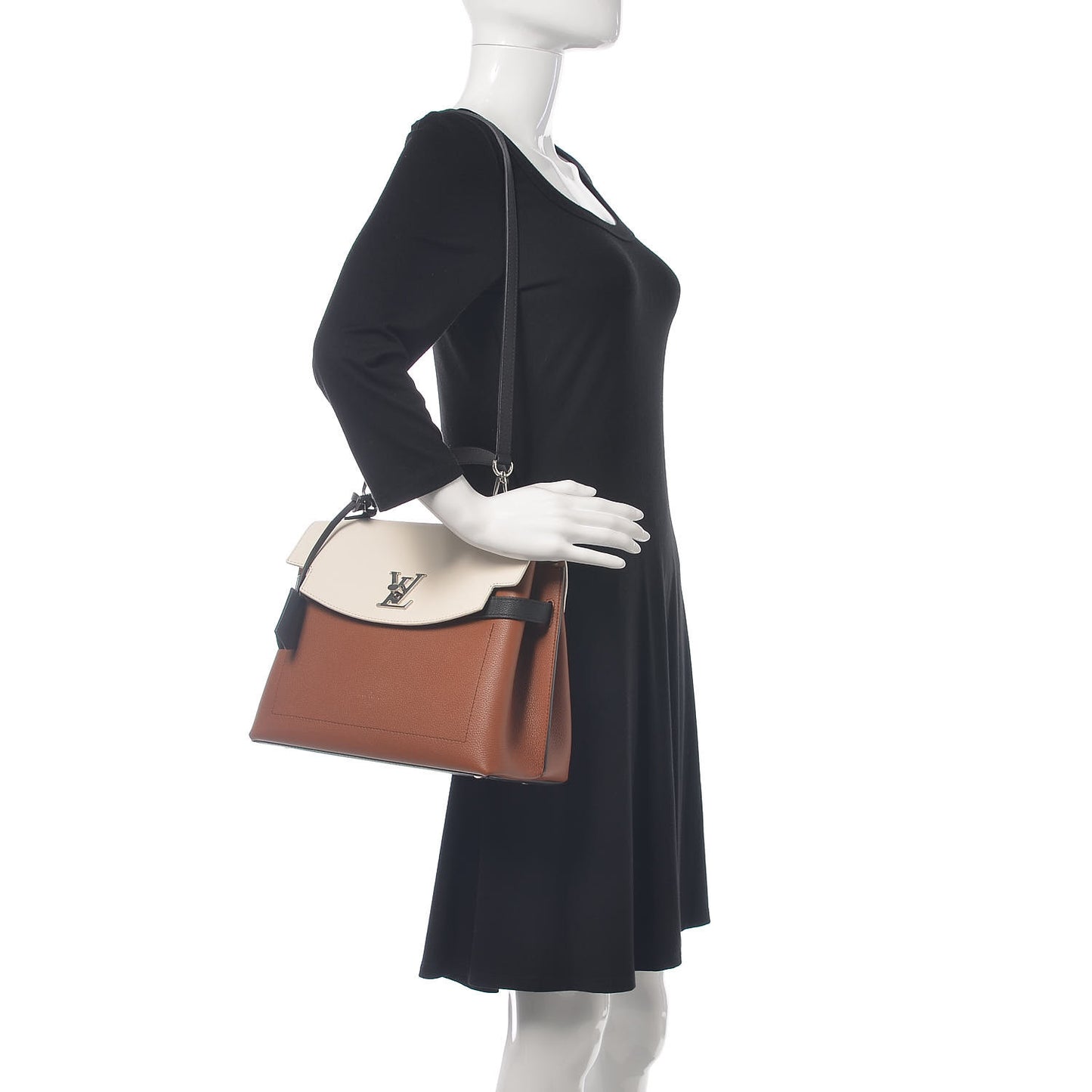 Soft Calfskin Lockme Ever Caramel Creme Black