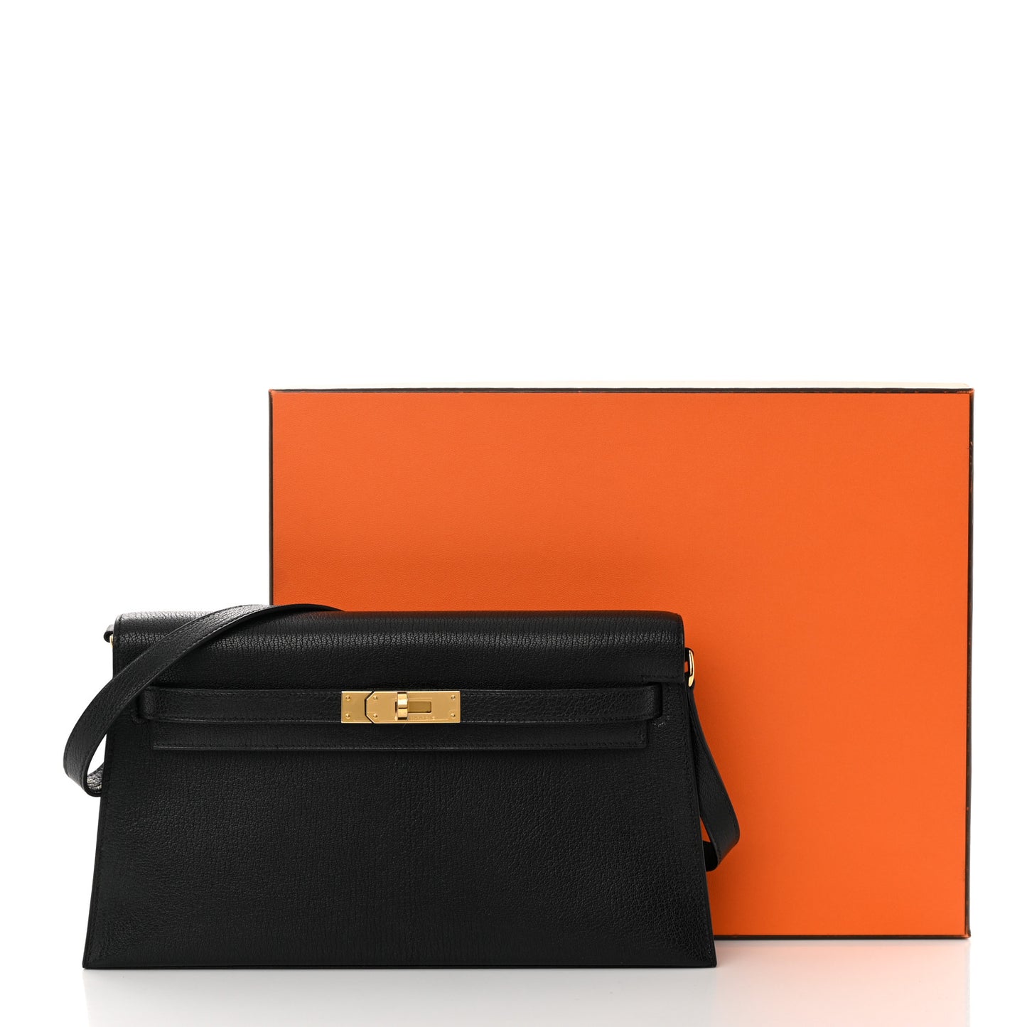 Chevre Chamkila Kelly Elan Black