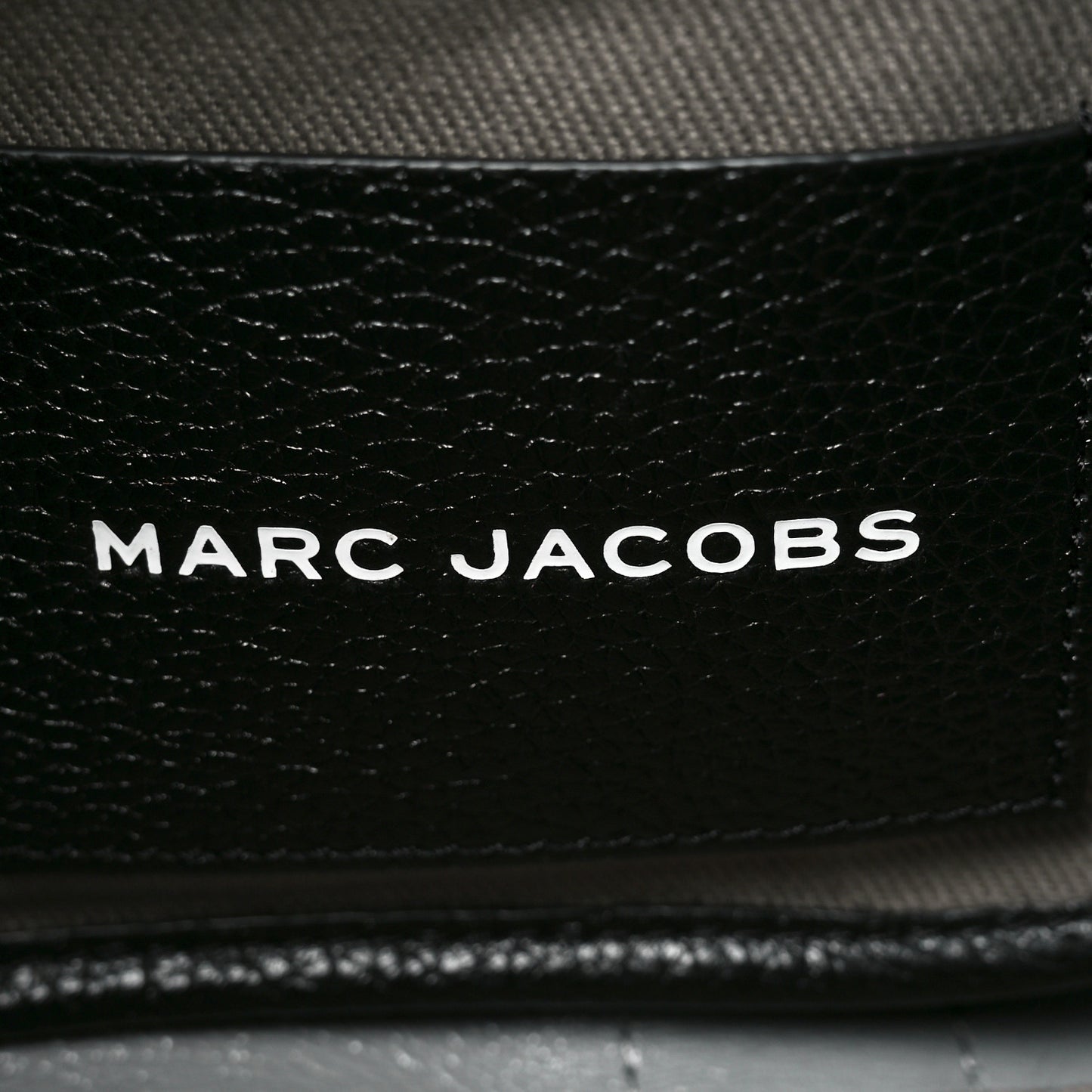 Grained Calfskin Medium The Tote Bag Black