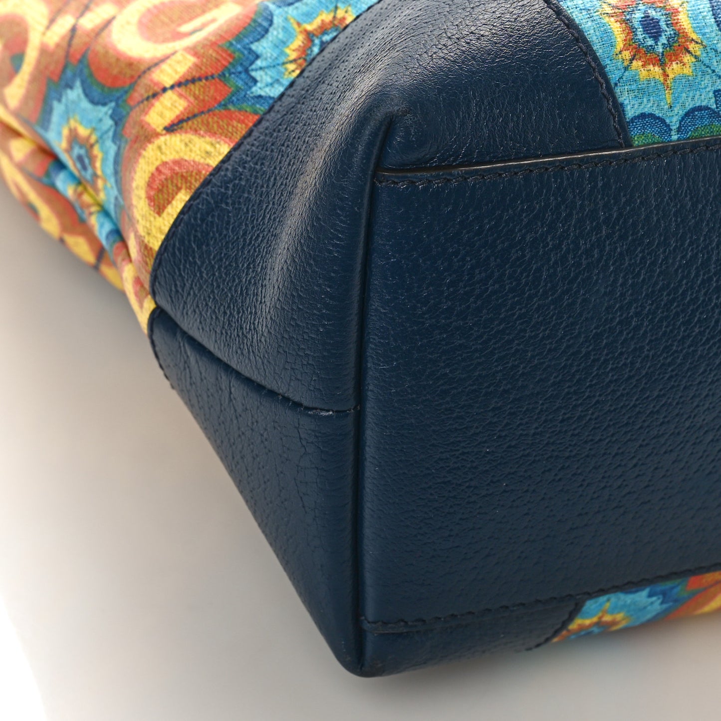 GG Supreme Kaleidoscope Calfskin Script Logo Gucci 100 Tote Bag Blue Orange Multicolor Blue Agata