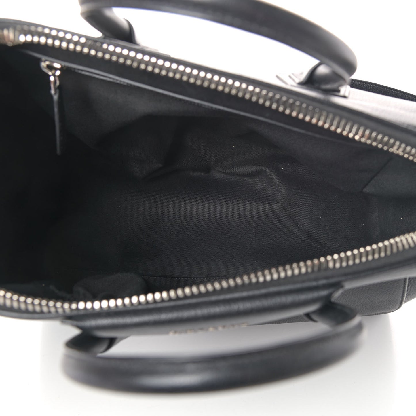 Sugar Goatskin Medium Antigona Black