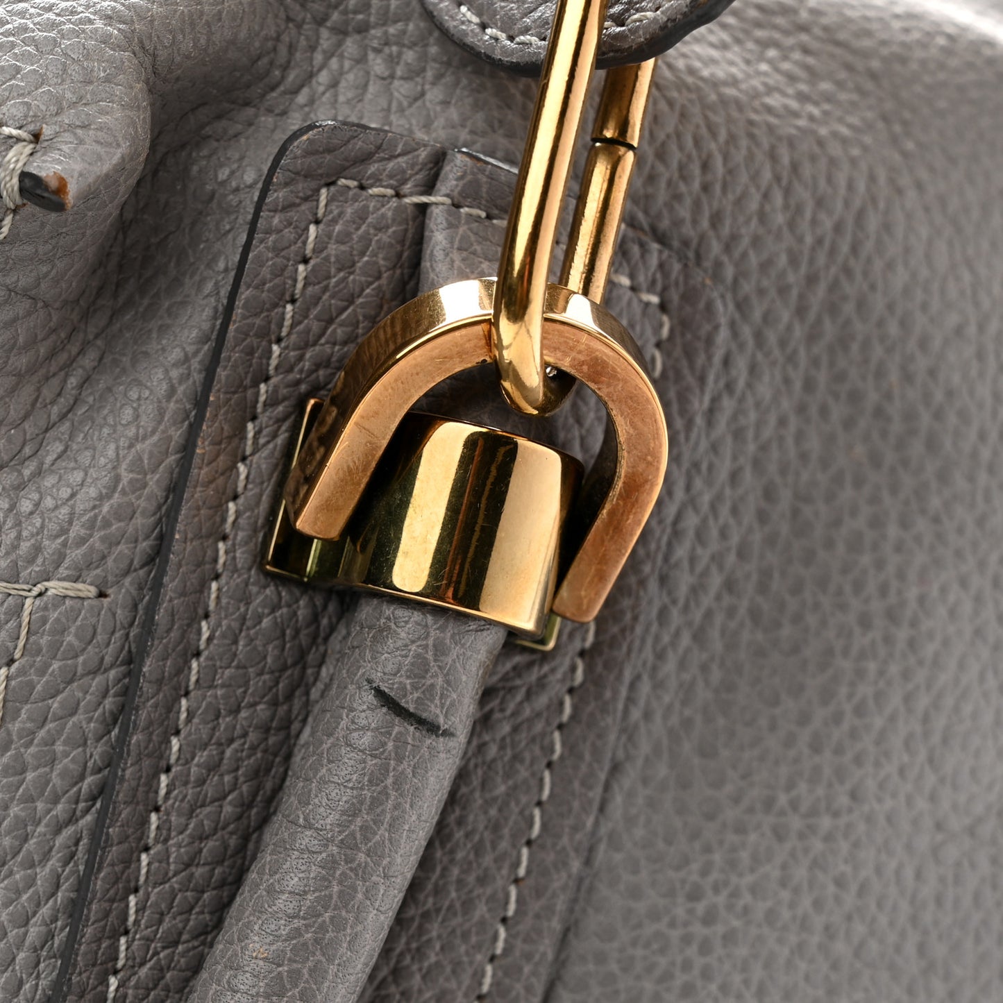 Calfskin Medium Paraty Cashmere Grey