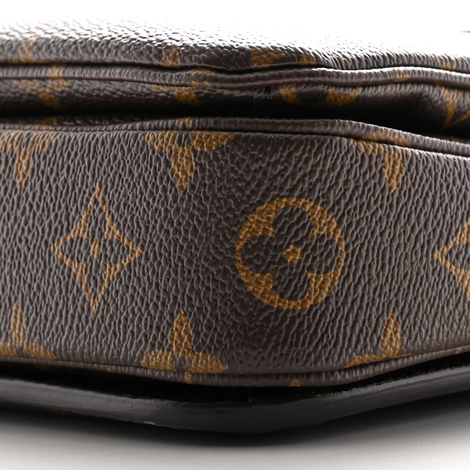 Louis Vuitton Monogram Pochette Metis 10 of 10