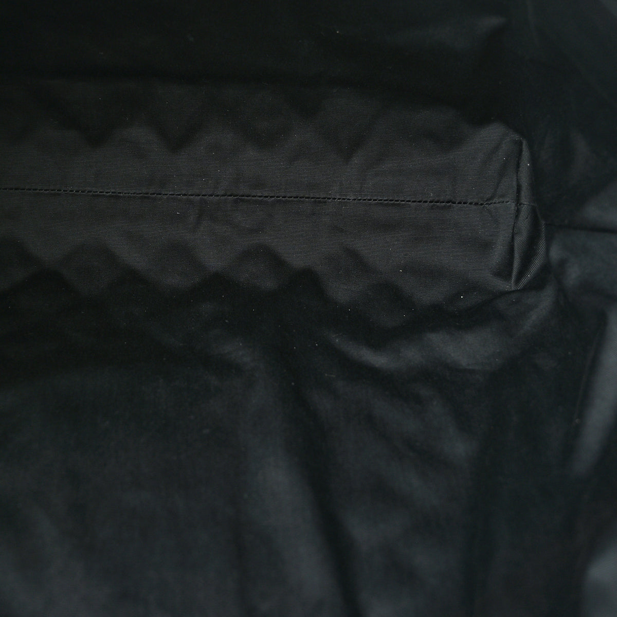 Saint Laurent Lambskin Quilted Maxi Icare Shopping Tote Black 6 of 15