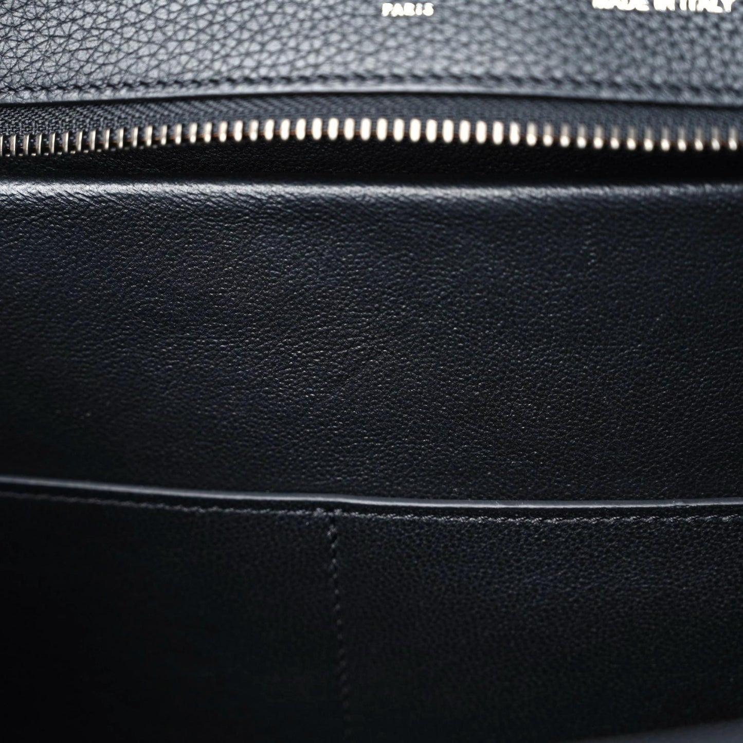 Drummed Calfskin Suede Medium Trapeze Black