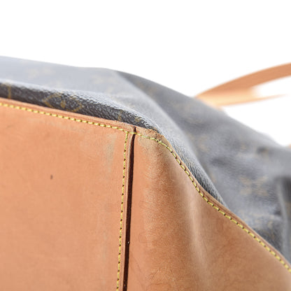 Louis Vuitton Monogram Cabas Mezzo 12 of 18