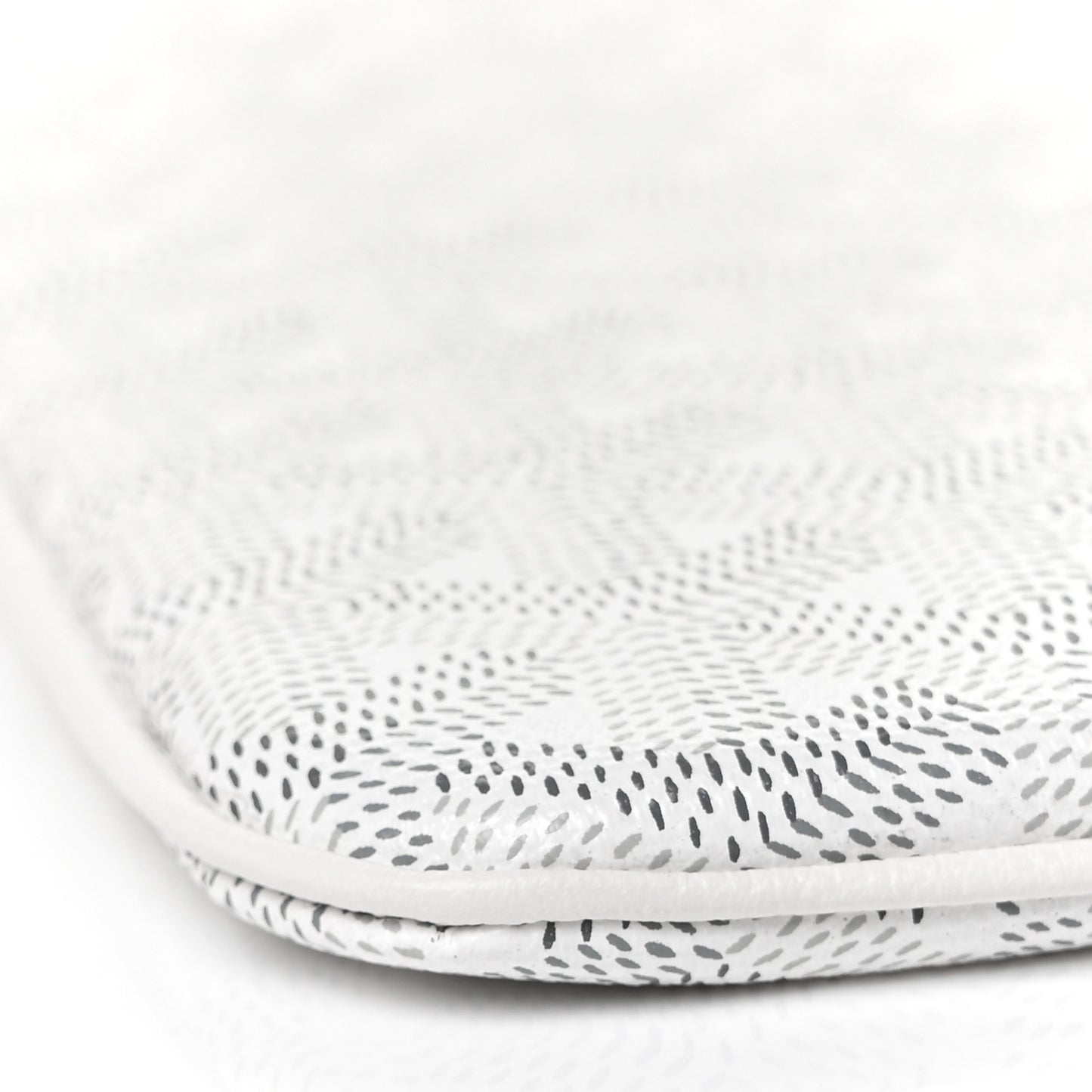 Goyardine Senat Pochette MM White