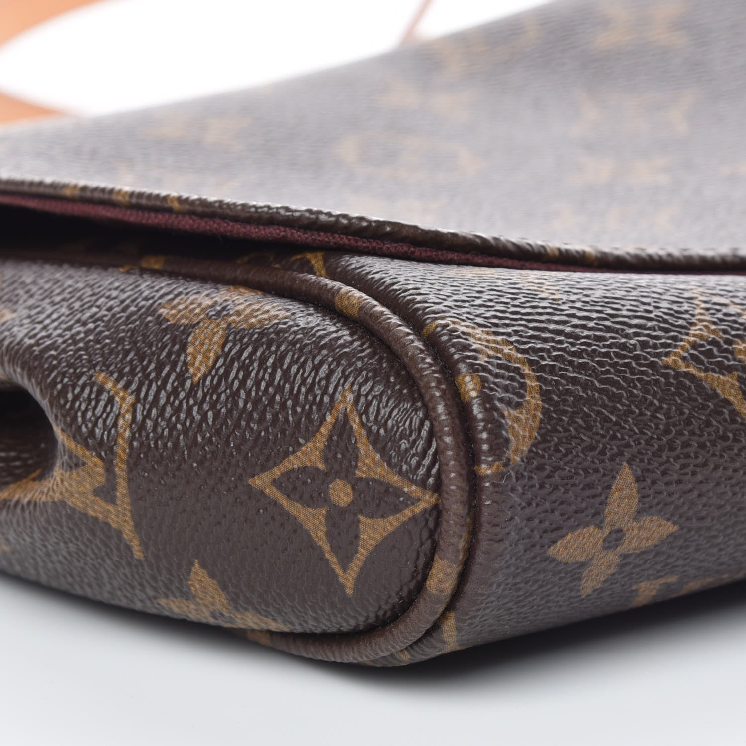 Louis Vuitton Monogram Favorite MM 5 of 10