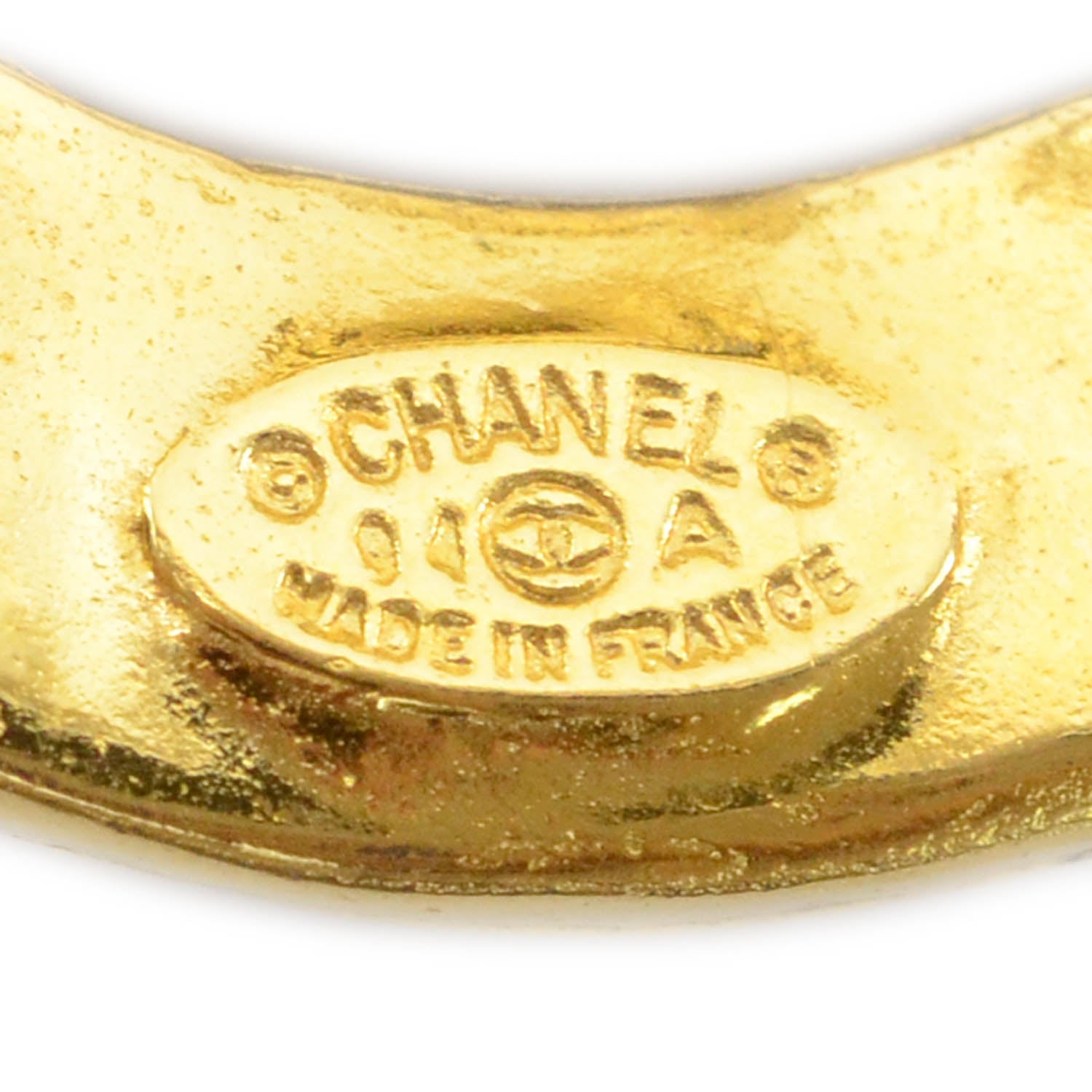 Chanel CC Medallion Chain Necklace Gold 3 of 6