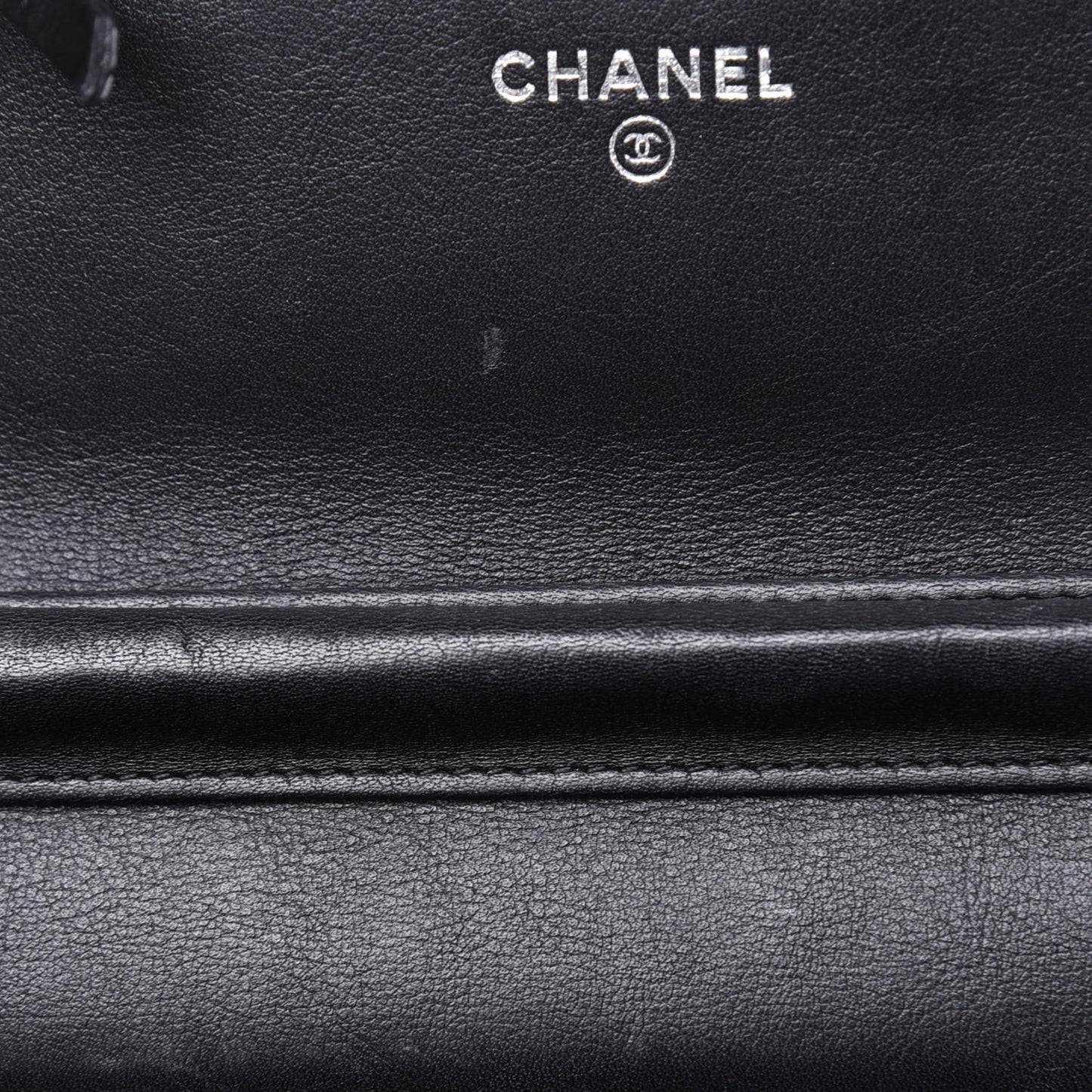 Lambskin Diamond Stitched Wallet On Chain WOC Black