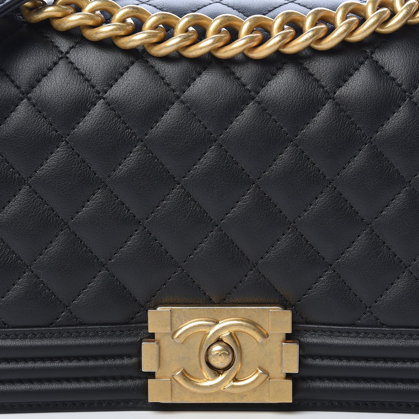 Lambskin Quilted Medium Boy Flap Black