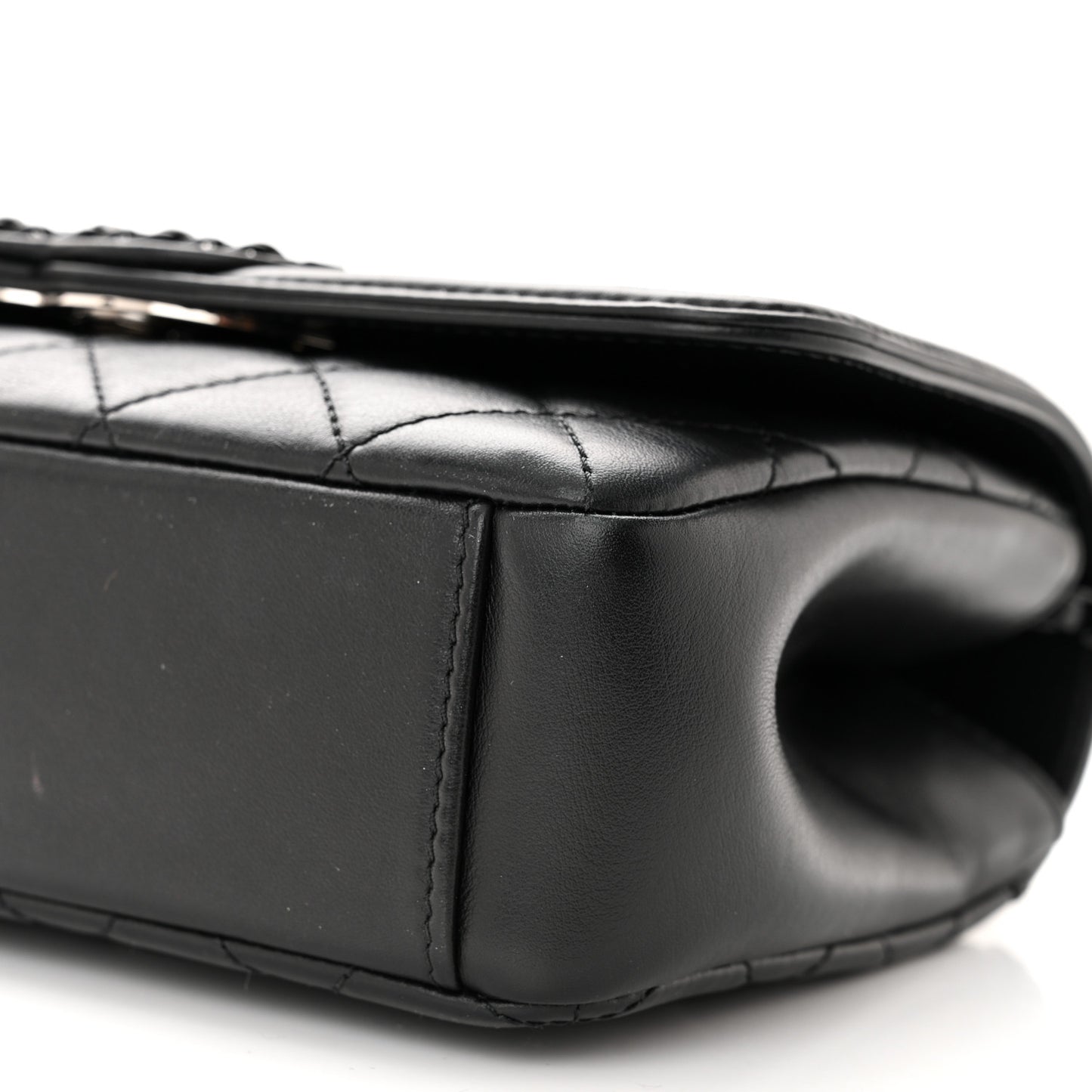 Lambskin Quilted Small CC Filigree Flap Black