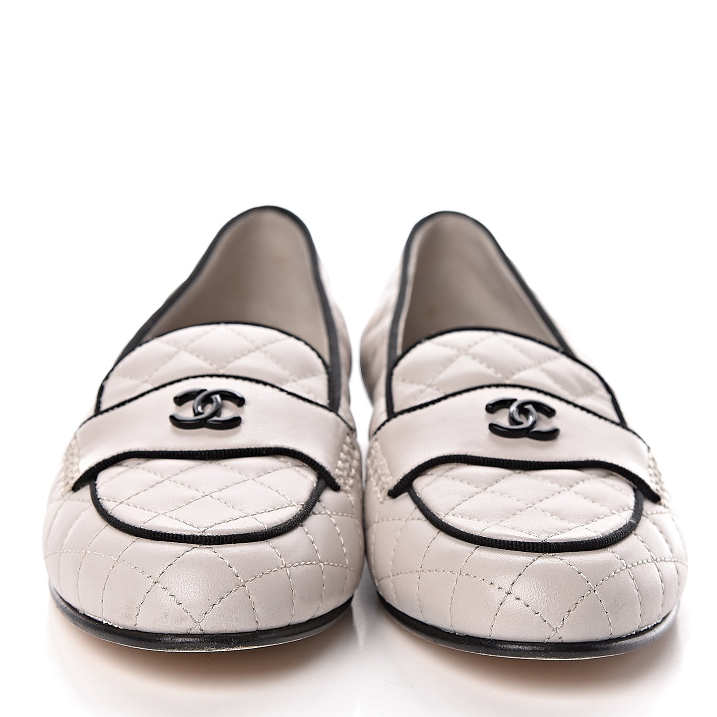 Lambskin Quilted CC Loafers 38.5 Light Grey