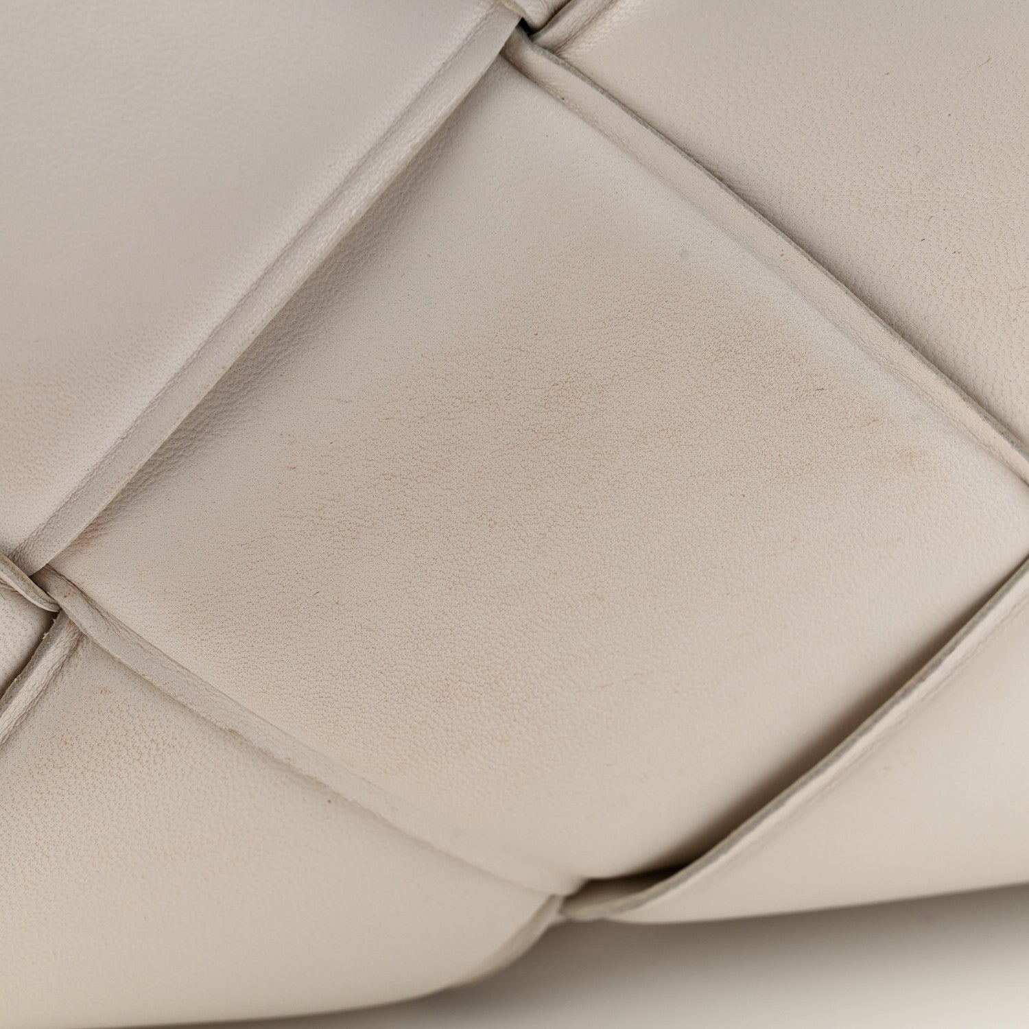 Bottega Veneta Nappa Intreccio Padded Top Handle Shoulder Bag White 22 of 30