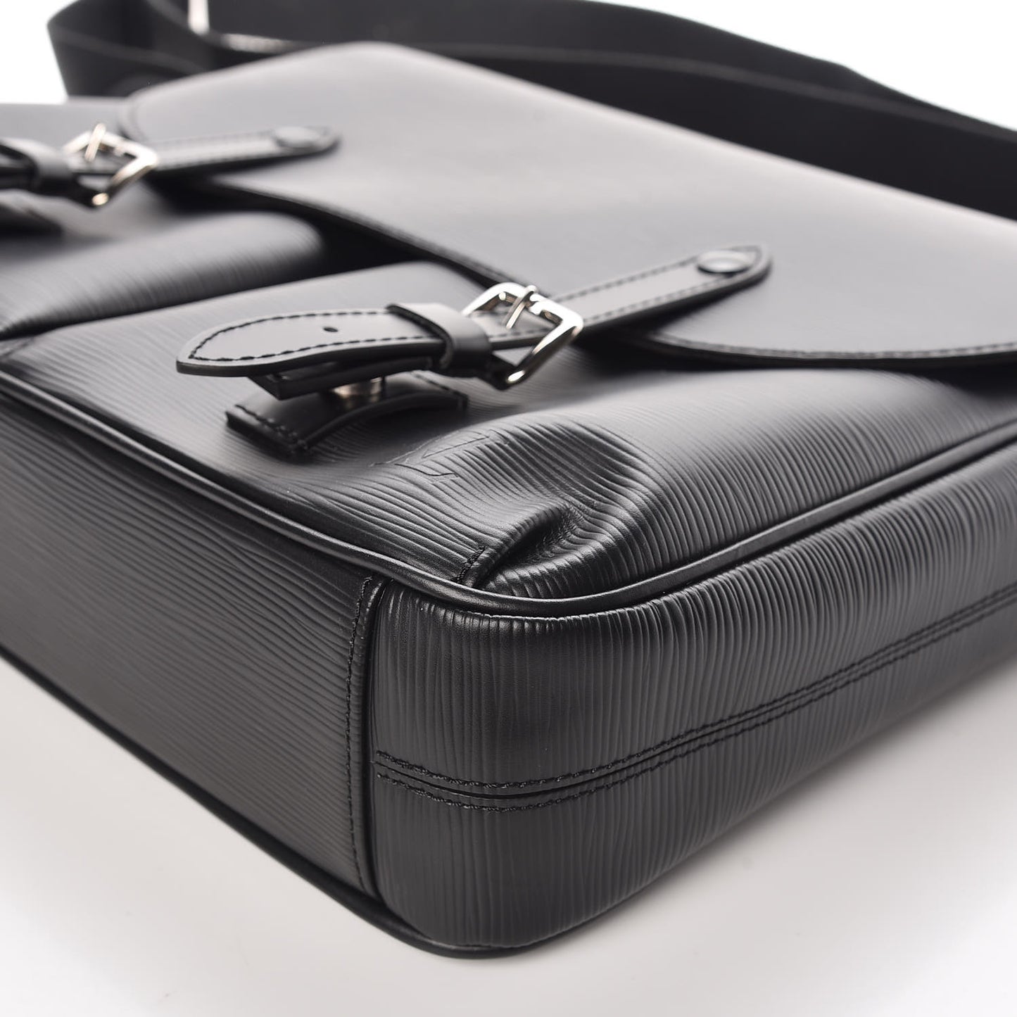 Epi Christopher Messenger Black