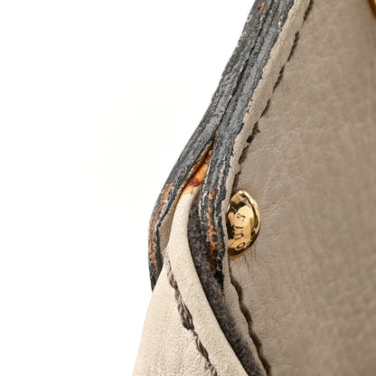 Louis Vuitton Mahina XL Gris 14 of 20