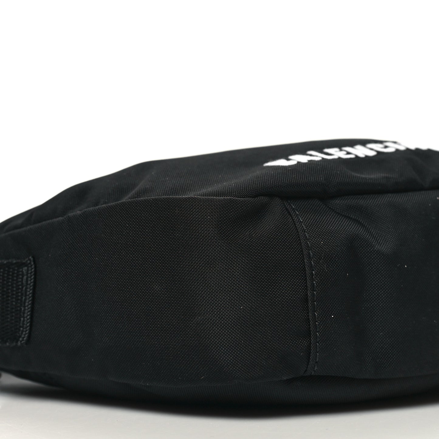 Recycled Sport Nylon Logo Embroidered Wheel Sling Bag Black White