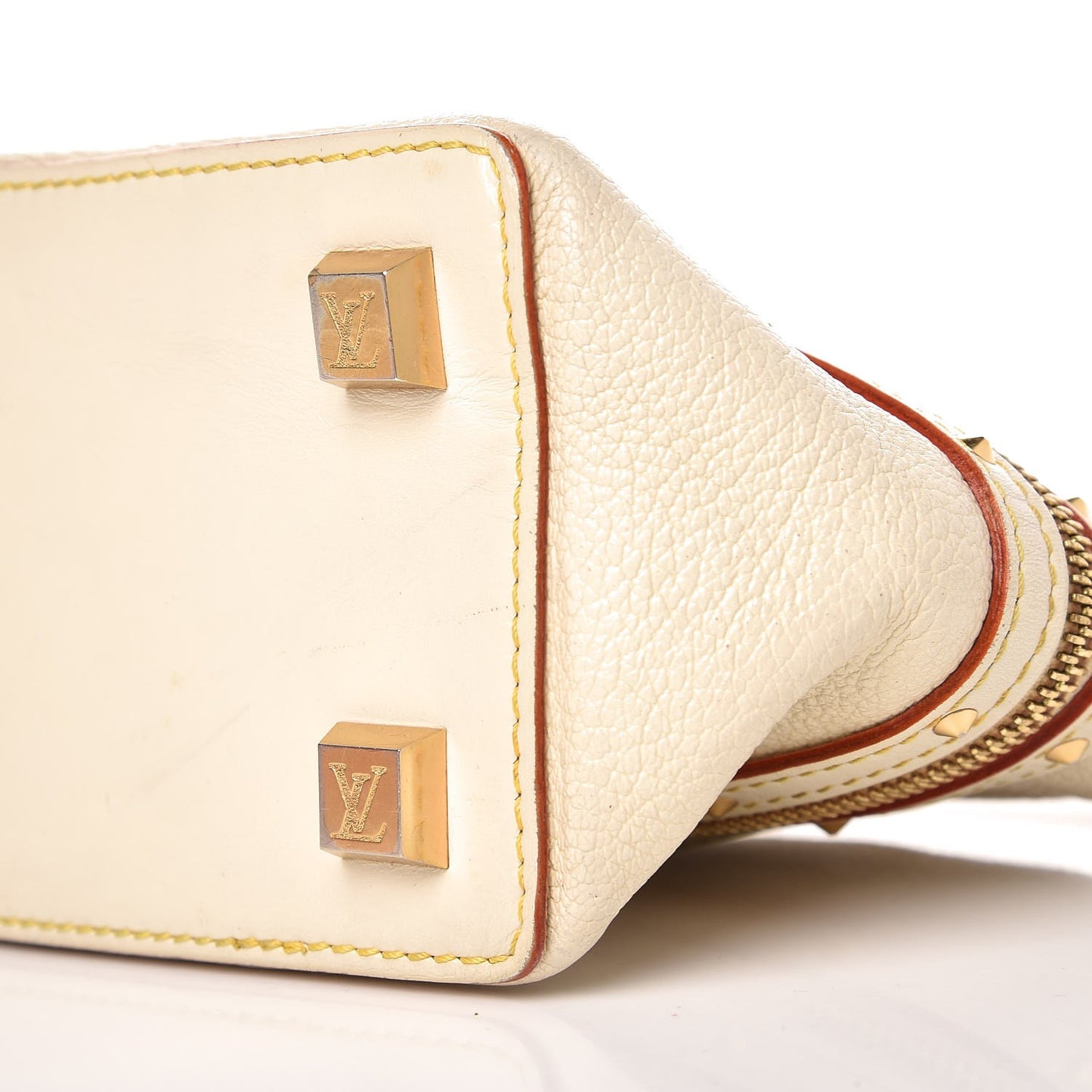 Suhali L Impetueux White