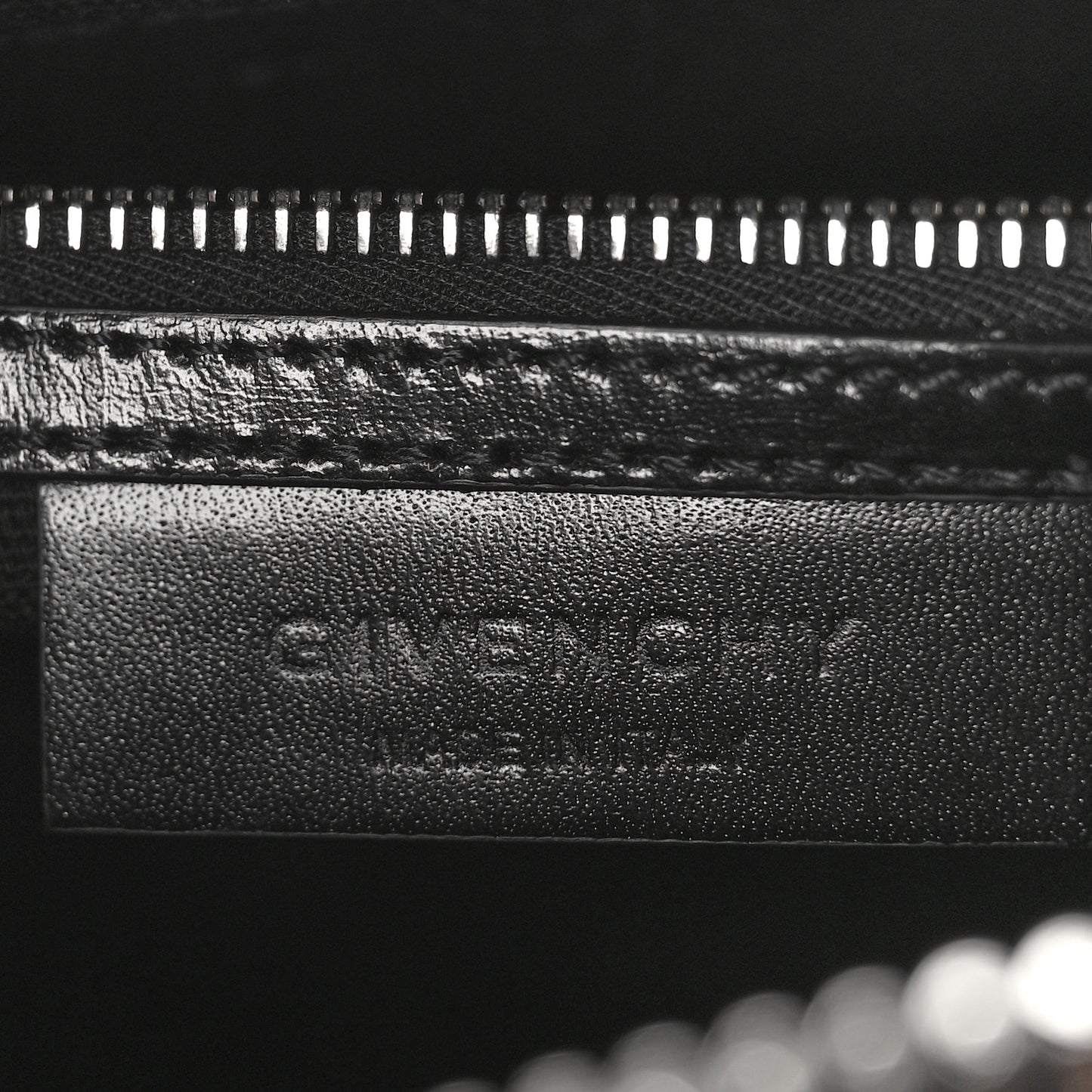 Shiny Lord Calfskin Mini Antigona Black