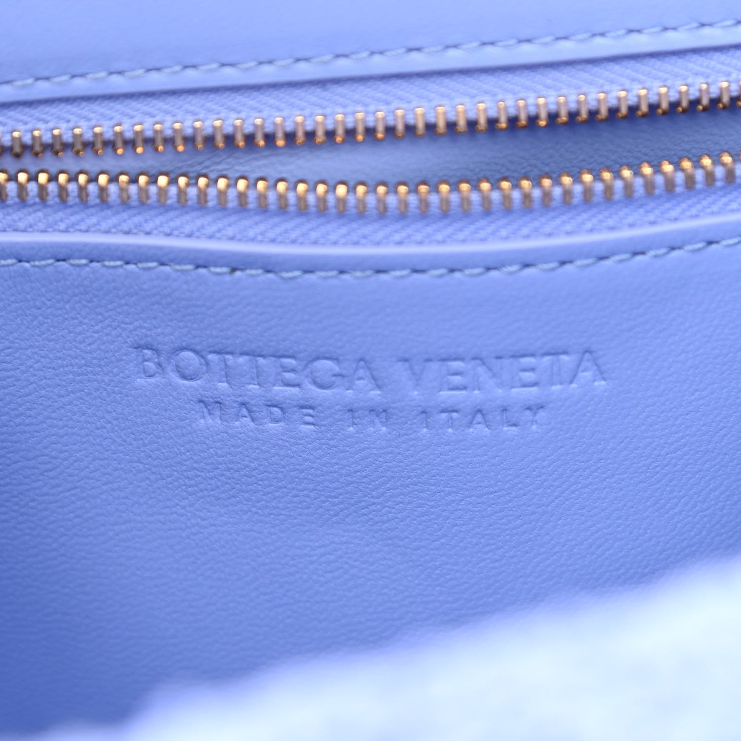Boucle Clip Bag Periwinkle