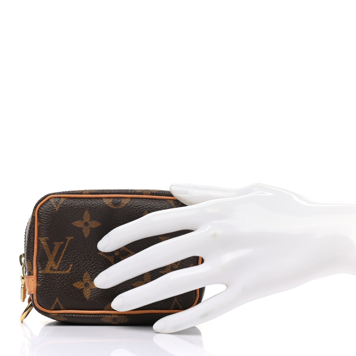 Louis Vuitton Monogram Wapity 2 of 6