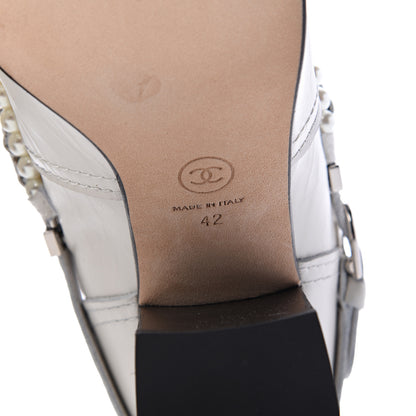 Chanel Crackled Calfskin Pearl Chain CC Short Boots 42 White 6 of 12