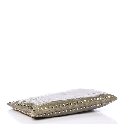 Valentino Garavani Alligator Oversized Rockstud Zip Wristlet Pouch Green 4 of 13