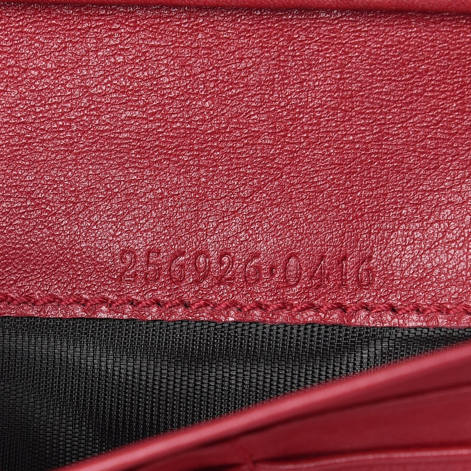 Gucci Microguccissima Interlocking G Continental Wallet Red 9 of 10