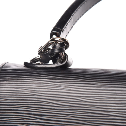 Louis Vuitton Epi Cluny MM Black 8 of 11