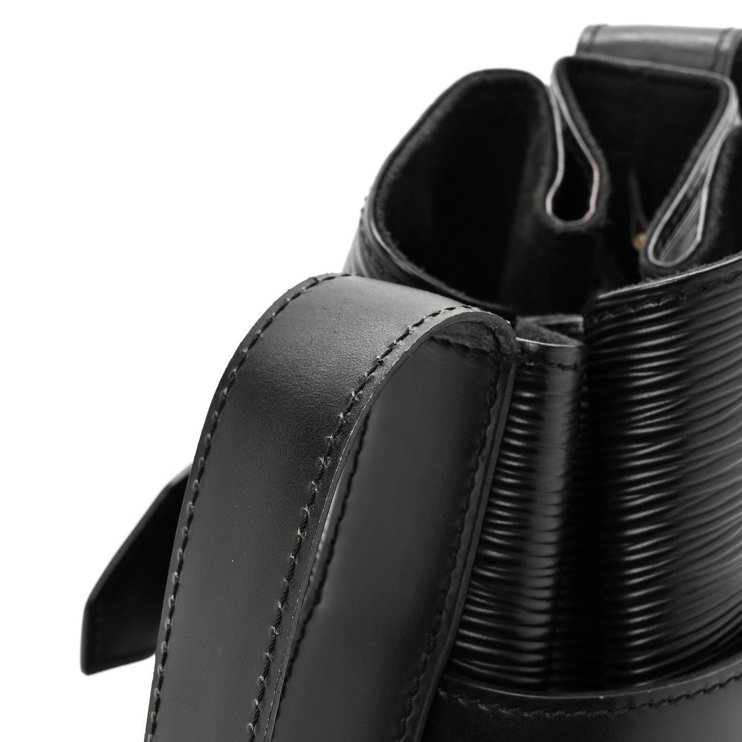 Louis Vuitton Epi Sac D'epaule Black 13 of 14