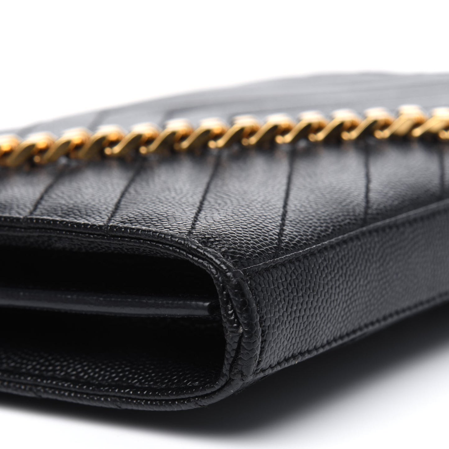 Grain De Poudre Matelasse Chevron Medium Monogram Chain Wallet Black