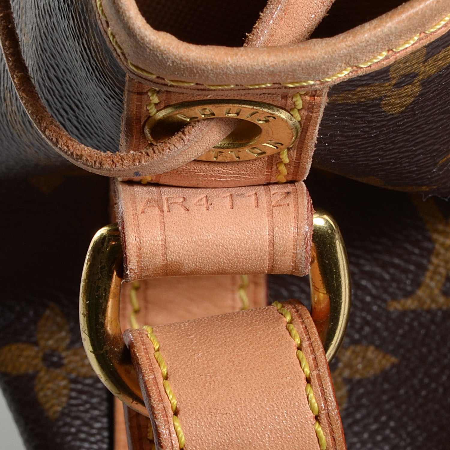 Louis Vuitton Monogram Petit Noe 6 of 9
