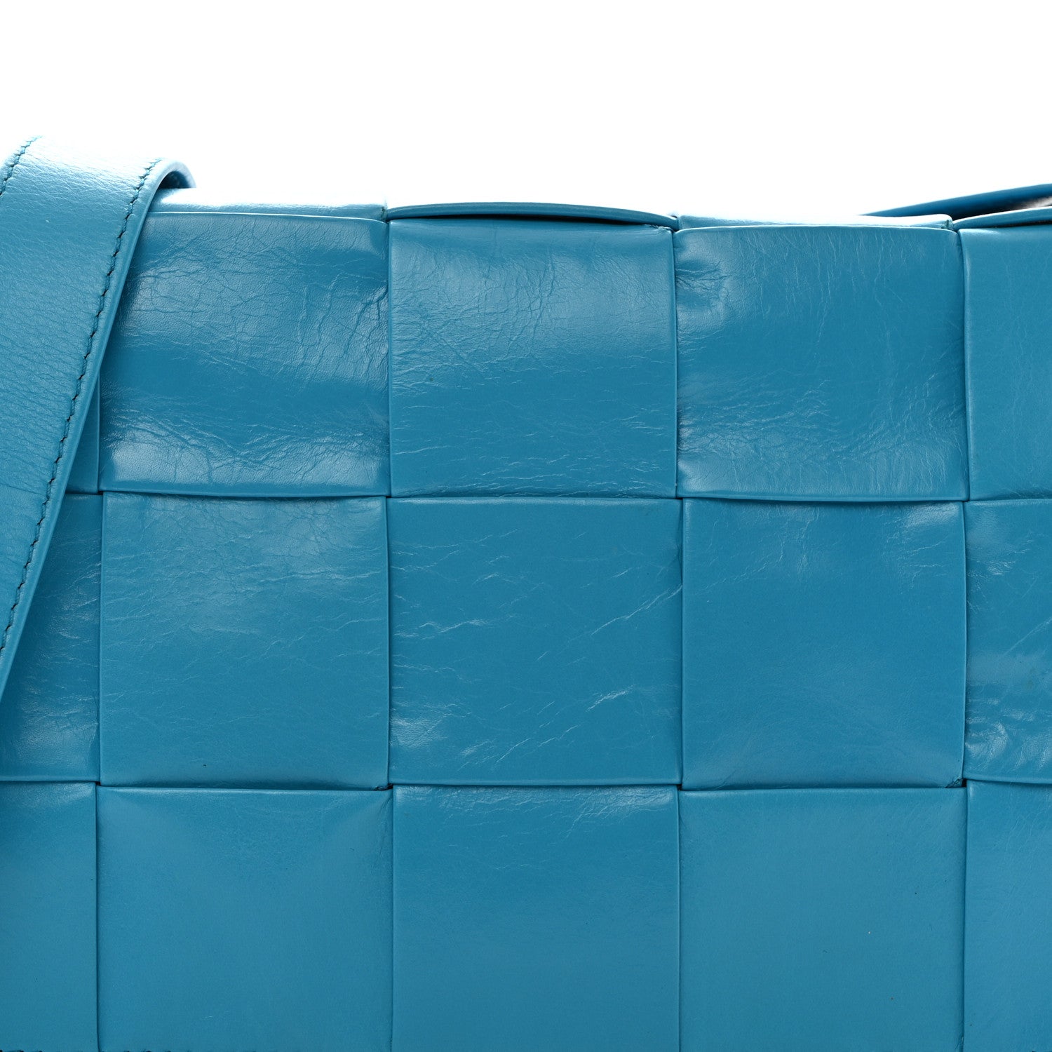 Bottega Veneta Paper Calfskin Maxi Intreccio Cassette Crossbody Bag Pool 8 of 10