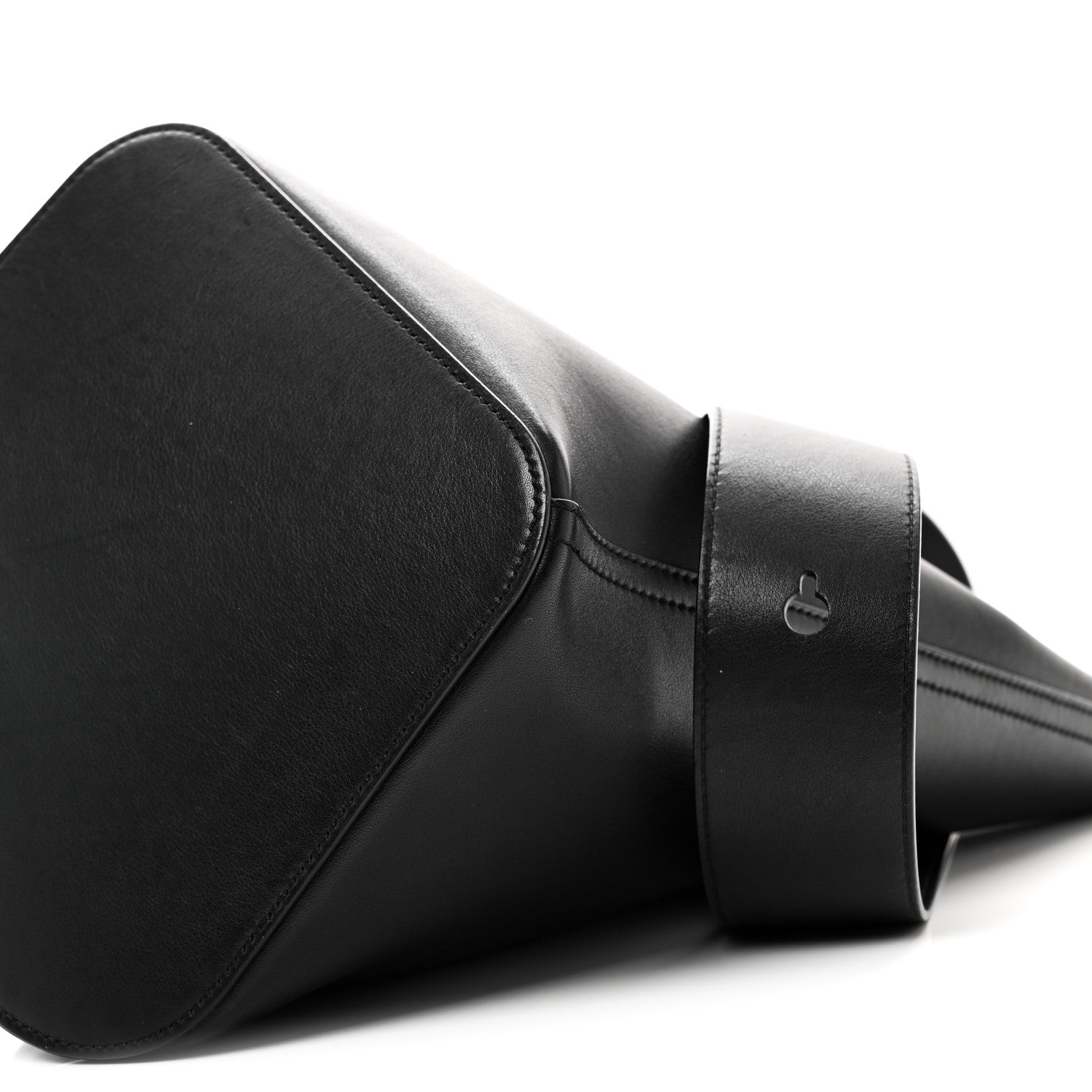Loewe Smooth Calfskin Medium Pebble Bucket Bag Black 9 of 9