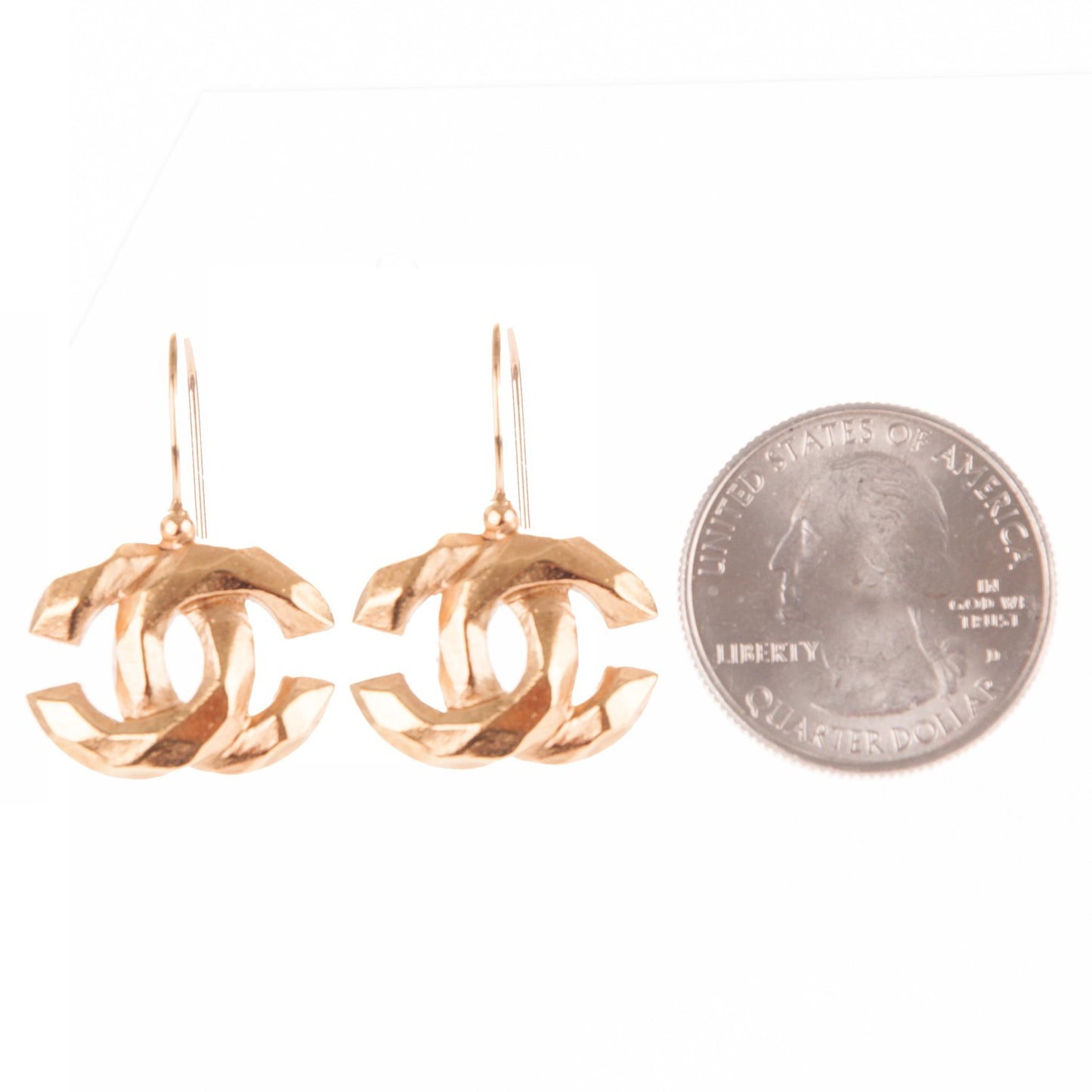 CC Drop Earrings Gold