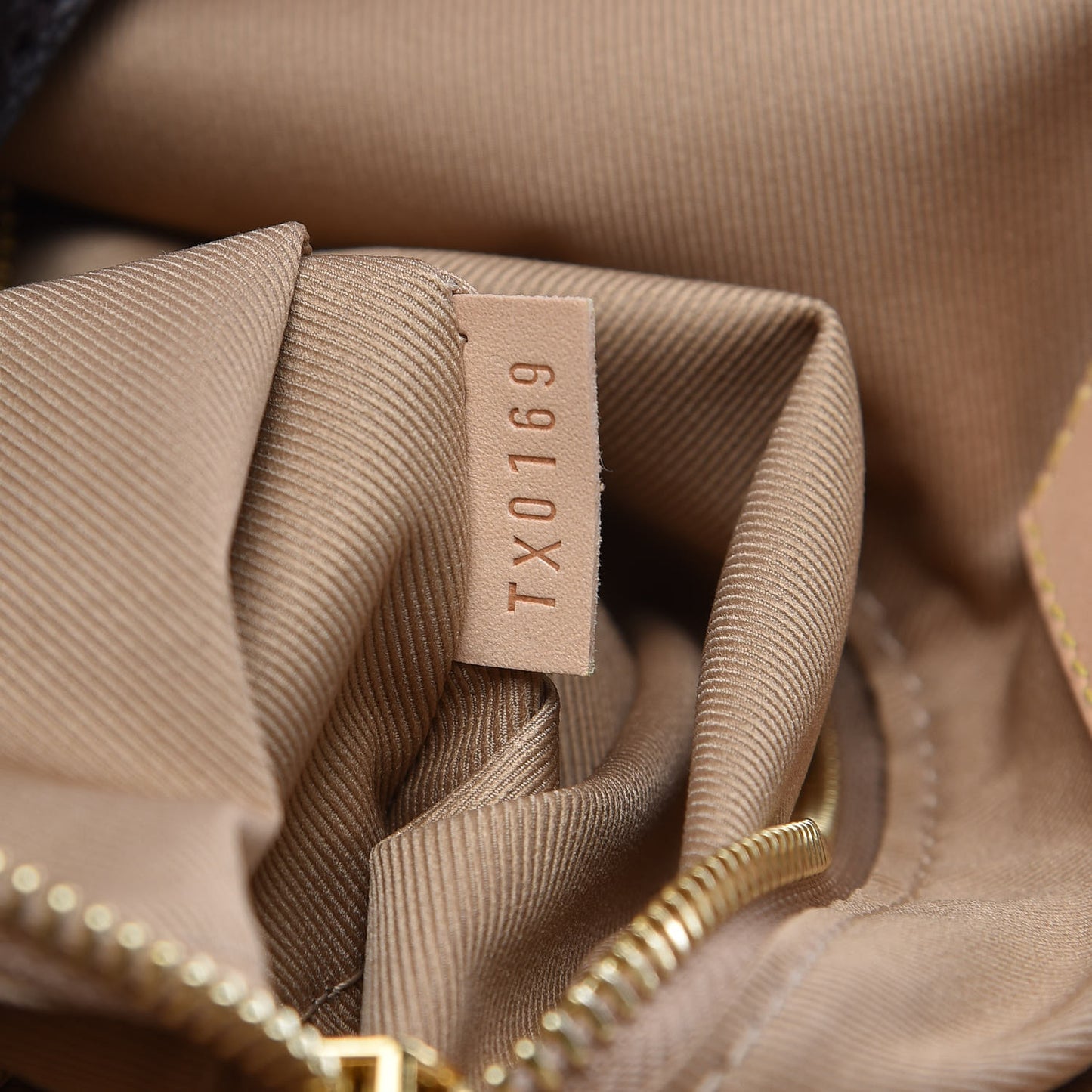 Monogram Graceful MM