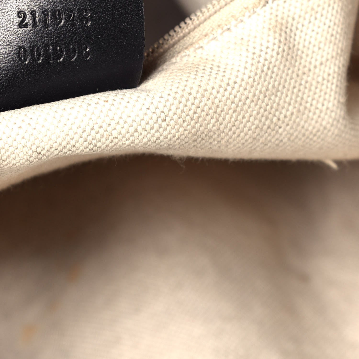 Gucci Monogram Large Sukey Black 7 of 9